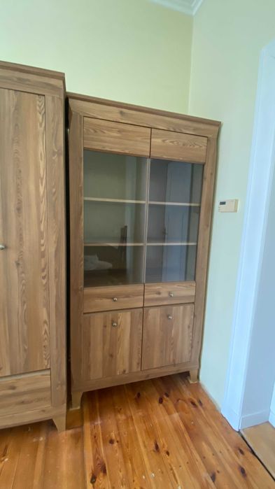 Witryna Bergen - Black Red White