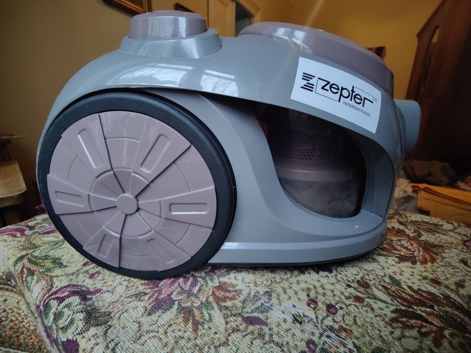Новий Пилосос Zepter