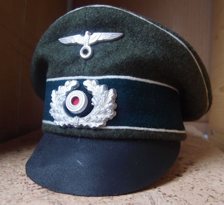 Фуражка военная (Германия)