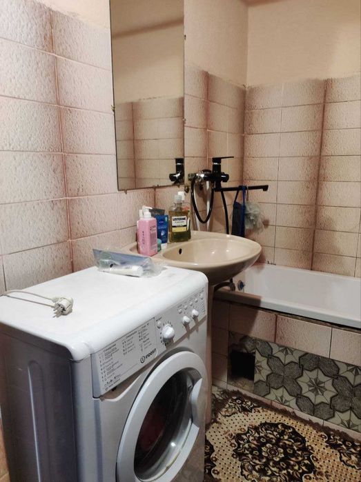 Продається великий будинок в мальовничий Царицанці