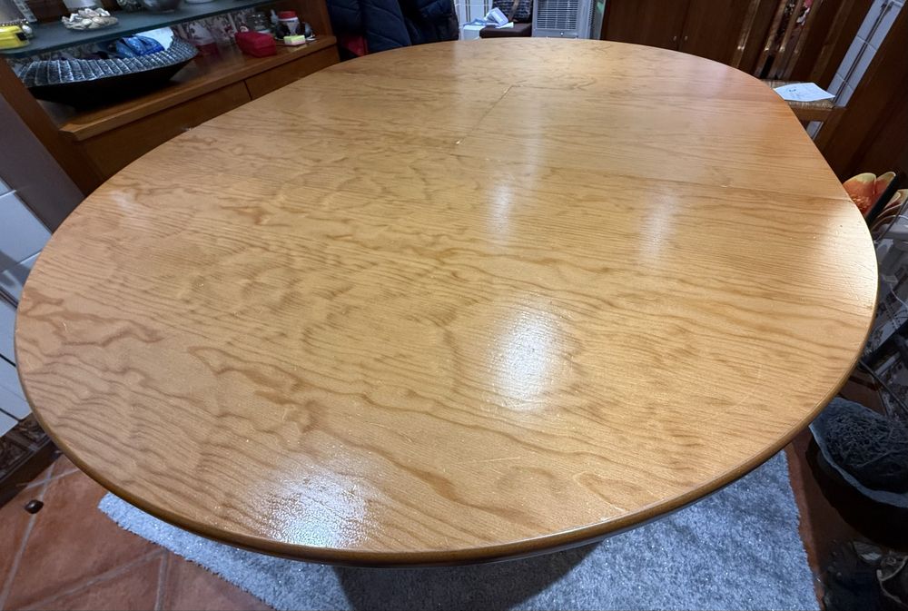 Mesa de sala redonda extensível
