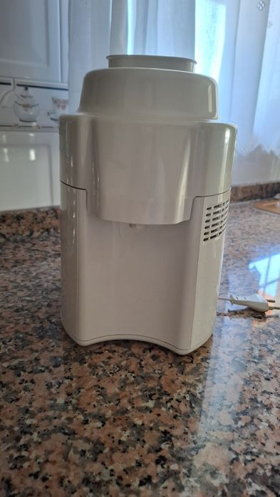 Máquina para fazer sumos naturais