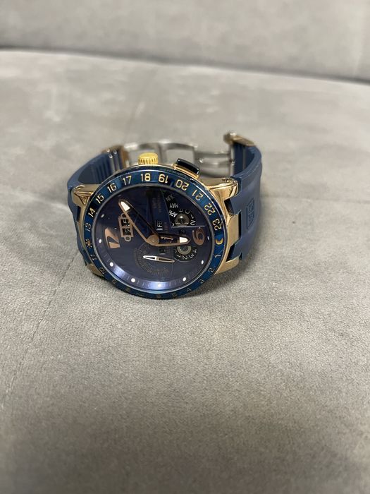 Годинник Ulysse Nardin