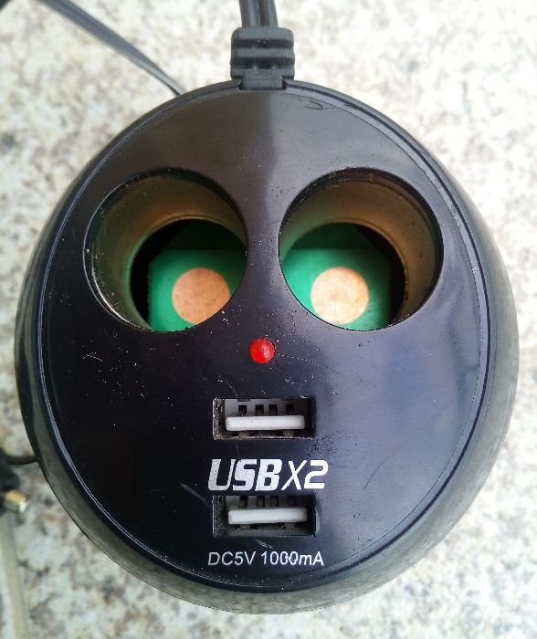 Carregador de Isqueiro + USB