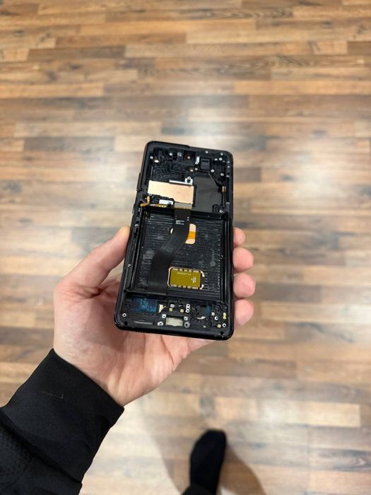 Екран Samsung S21 Ultra з відбитком пальця, дисплей