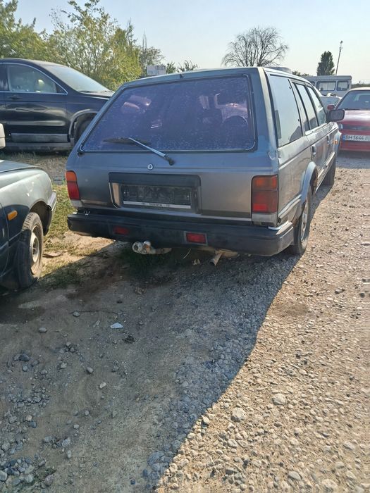 Продам фары NISSAN Bluebird U11