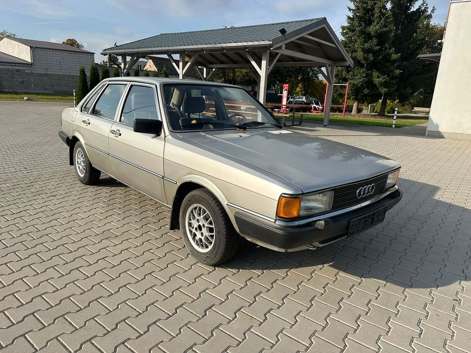 Audi 80
