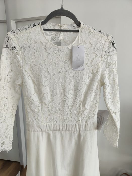 Suknia ślubna bridal sleeve dress open back detail Ivy Oak