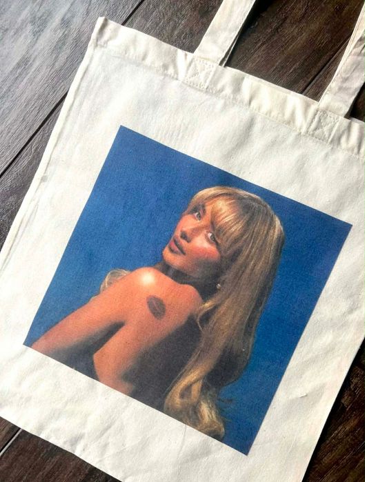 Torba tote bag bawełna bawelniana cotton Sabrina Carpenter niebieska
