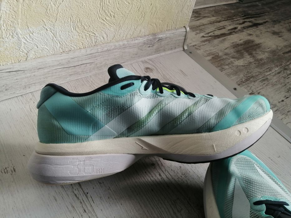 Чоловічі бігові кросівки Adidas Adizero Boston 13