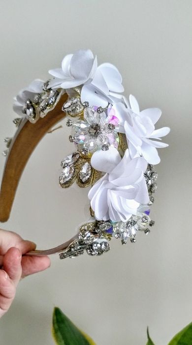 Opaska,wianek,ozdoba na głowę, glamour, ślub, bal