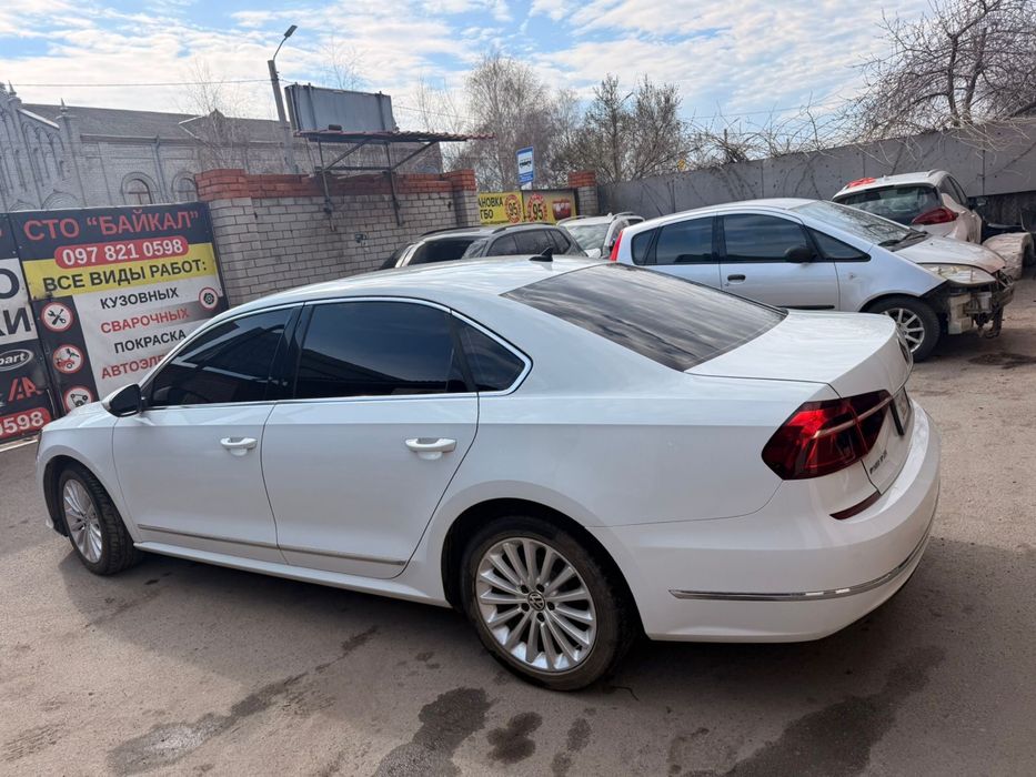 Volkswagen Passat 1.8TSI 2017год