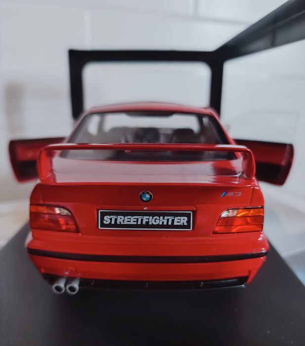 Bmw E36 M3 streetfigther 1/18 Solido
