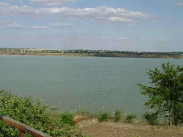 Продам дом в ПЕРВОЙ ЛИНИИ ЛИМАНА, в 2км от Одессы,236кв.м на 12 сотках