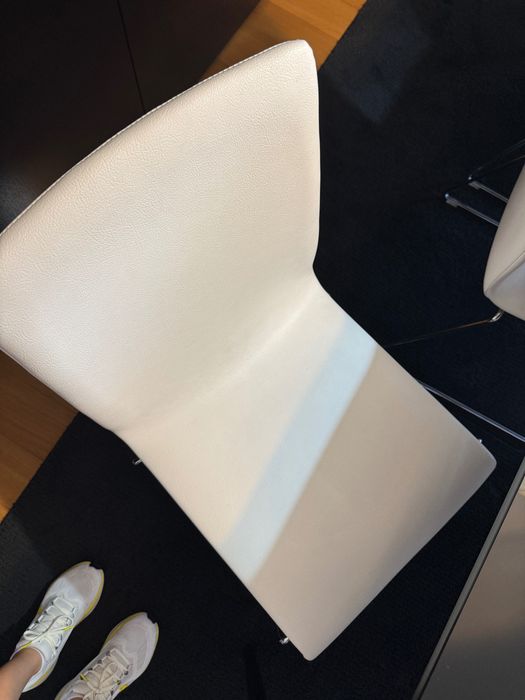 Conjunto de jantar – mesa de vidro 190x90 + 6 cadeiras