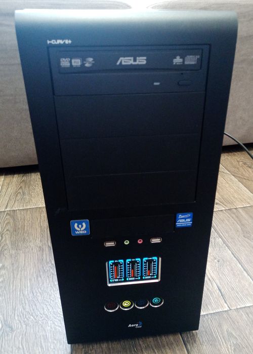 Корпус для компьютера ПК Aerocool i-Curve+ с вентиляторами и датчиками ...