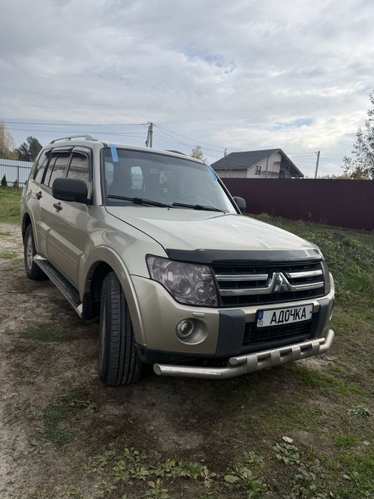 Продам Pajero wagon 4