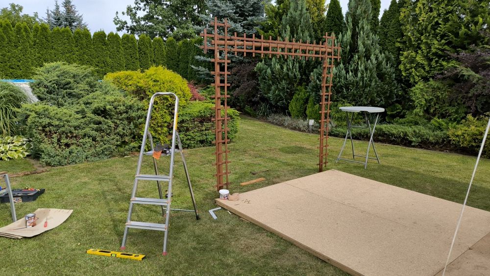 Pergola ślubna ogrodowa do ogrodu ogród
