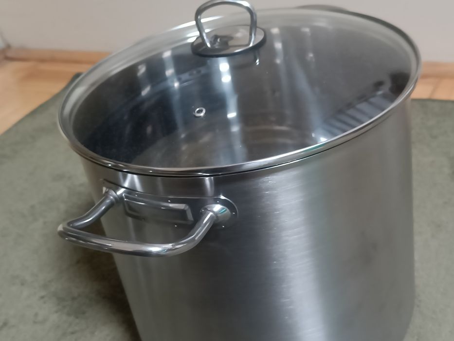 Pojemny garnek Profi Jumbo GSW 643474 ze szklaną pokrywą 20l