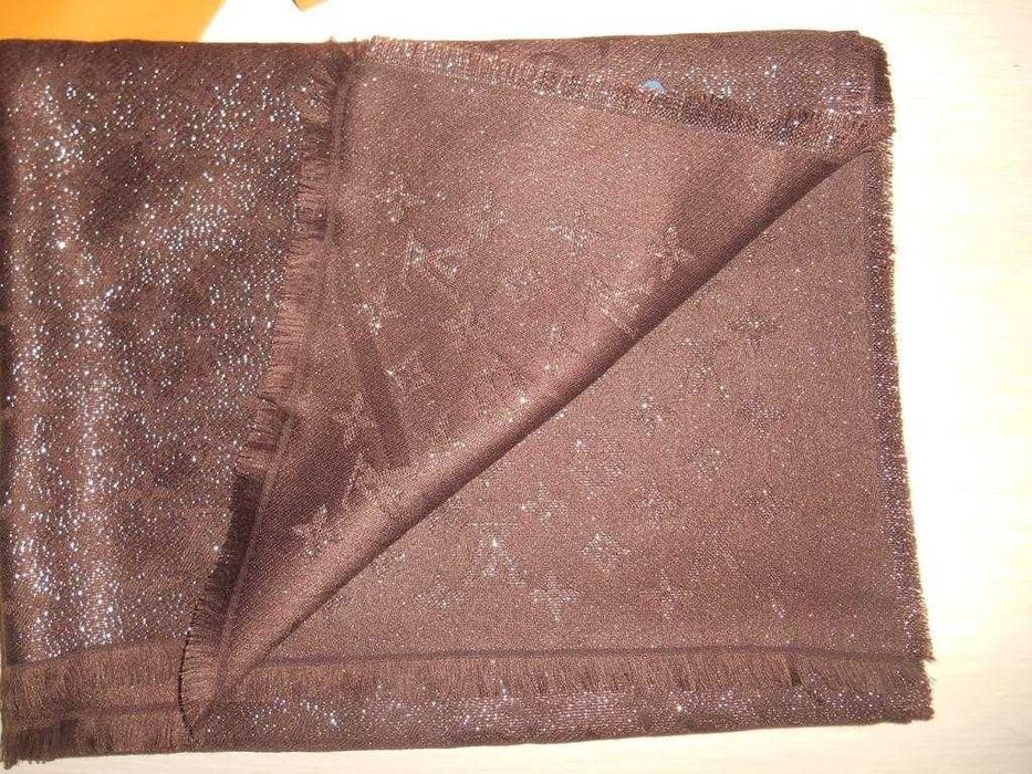 Louis Vuitton Chusta Szalik, Francja