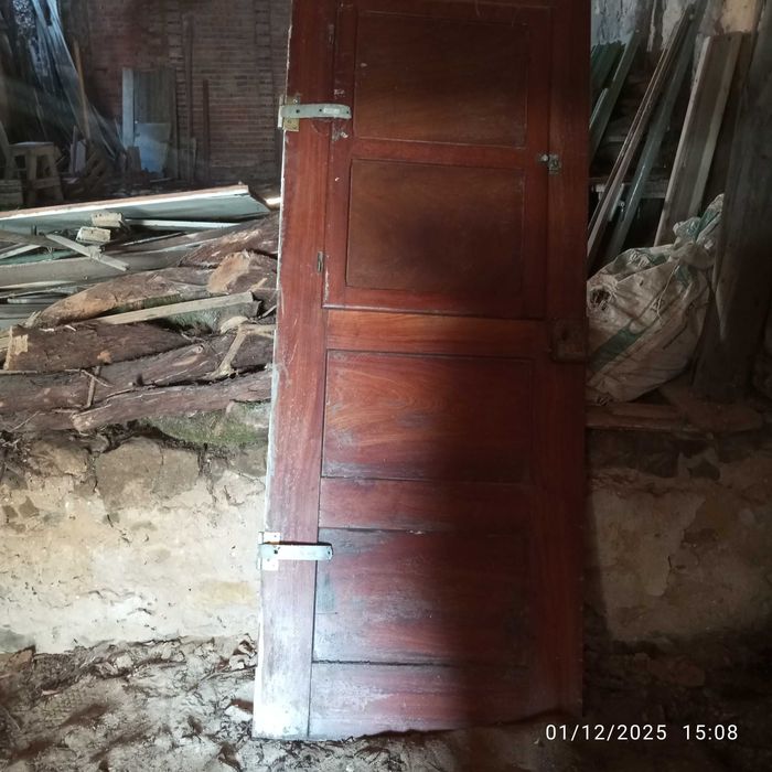 Porta exterior madeira