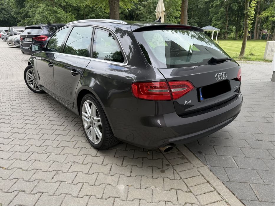 Audi a4 Bi-Xenon PDC Navigacja