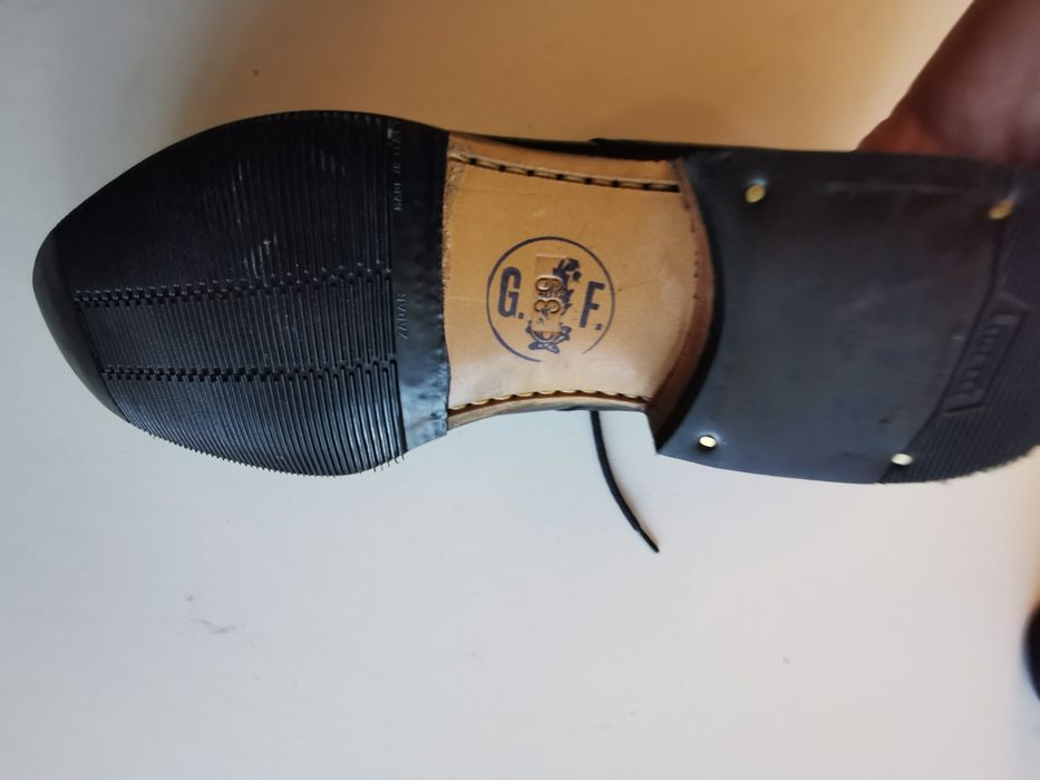 Buty Włoskie Unisex całe 100 % skóra Rozmiar 39