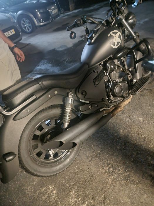 Keeway Superlight 125
