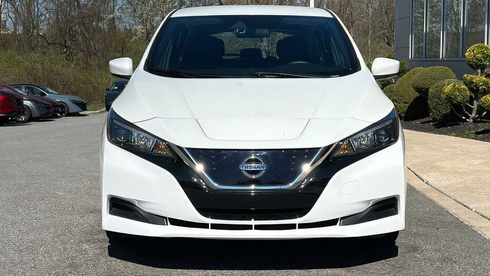 Nissan Leaf Plus      2023