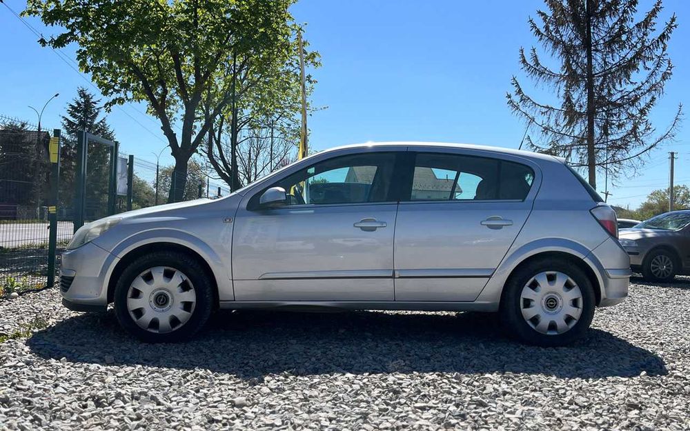 Opel Astra   2004