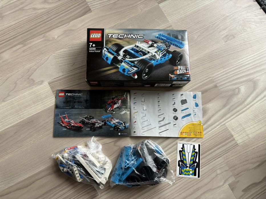 Lego Technic 7+ 42091 police pursuit - wóz policyjny
