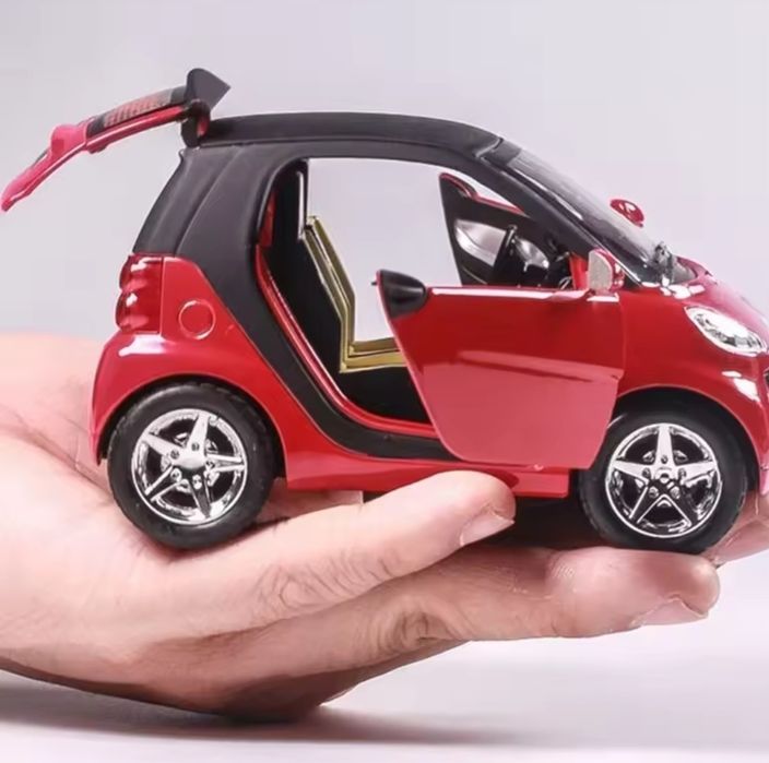 моделька Smart Fortwo  іграшкова