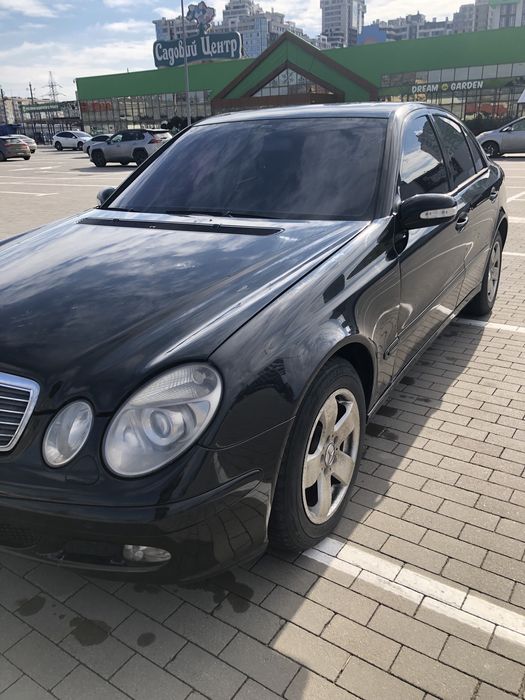 Продам Mercedes  Benz e211 2.2 cdi