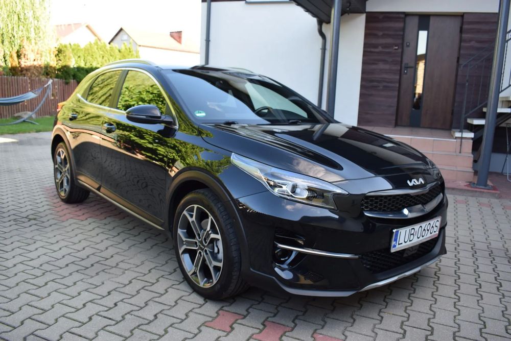 Kia XCeed benzyna_niski przebieg_full opcja