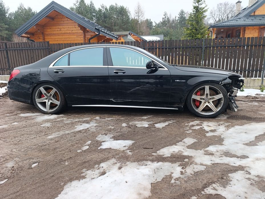 Mercedes-Benz S63 AMG
