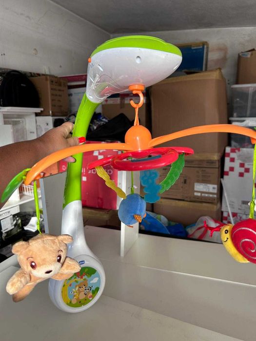 Chicco Musical Forest Mobile Berço Projetor