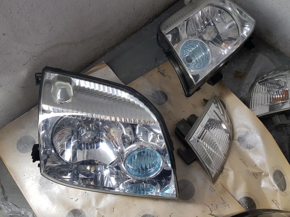 Відновлення фар поліровка фар