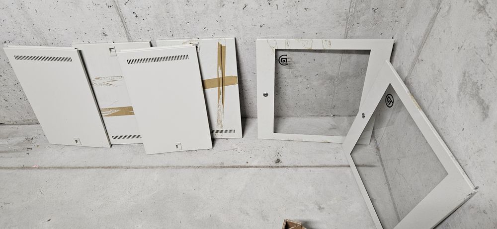 Drzwi i boczki do szafy rack