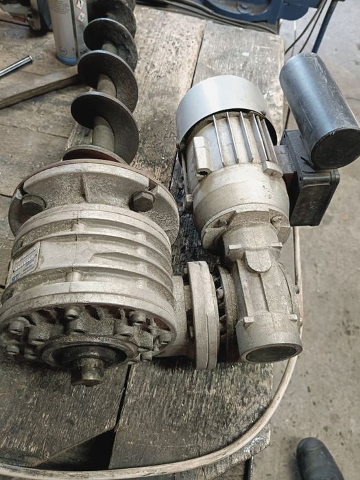 Motoreduktor Do Pieca C. O