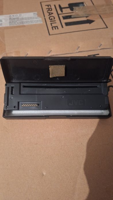 Nowy panel radia JVC KD-S723R