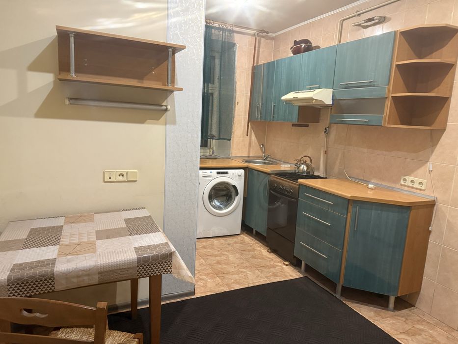 Квартира-бункер 2к в ЦЕНТРІ біля Дерибасівської, Троїцька / парк Шевченка, енергонезалежна