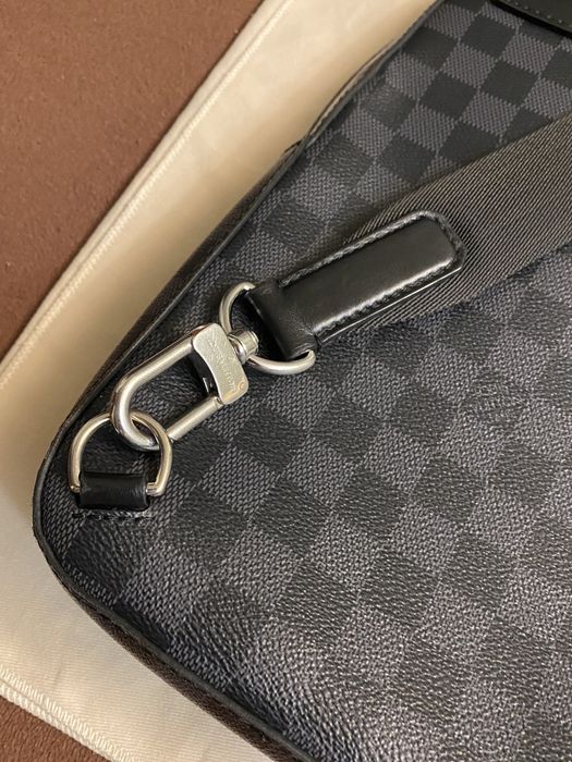 Сумка Louis Vuitton Avenue Slingbag