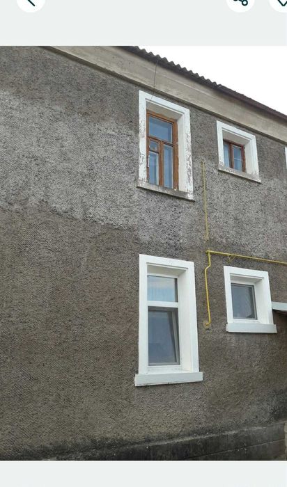 Продається 3 - кімнатна квартира с. Сахкамінь.