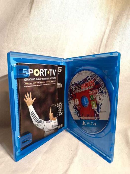 Vendo PES2015 PS4 (Pro Evolution Soccer 2015)