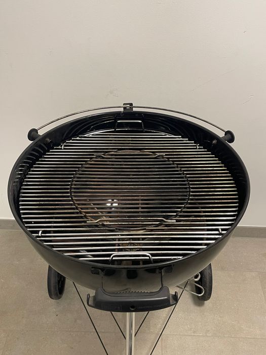 Гриль Weber Master-Touch