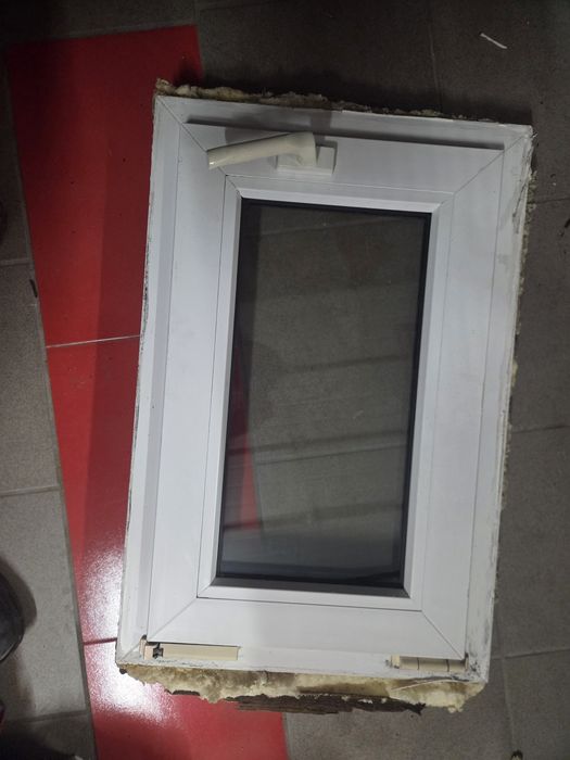 Okno 67x45 super stan