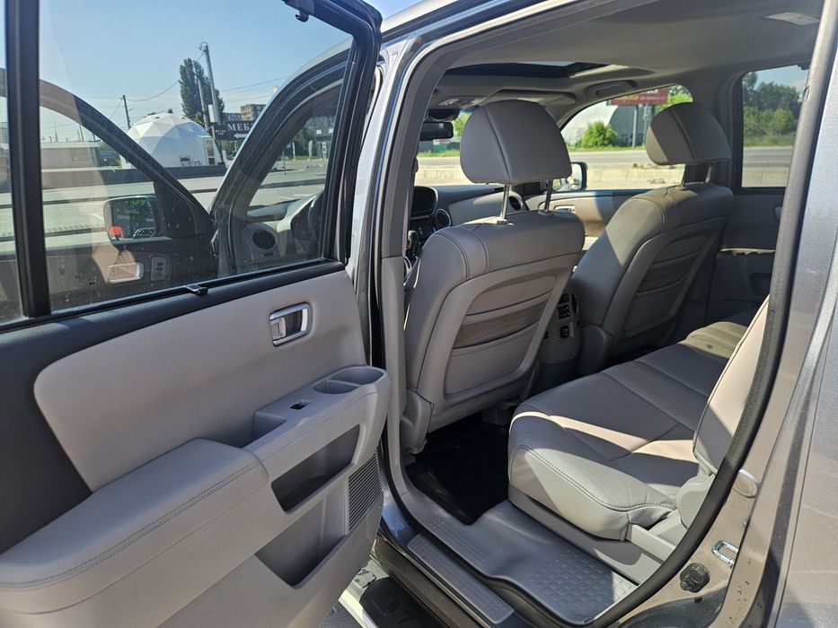 Продам автомобіль Honda Pilot 2010 Перший власник, в рідній фарбі
