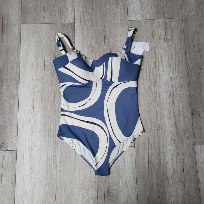 Strój kąpielowy jednoczęściowy Triumph 42E summer Allure biały niebies