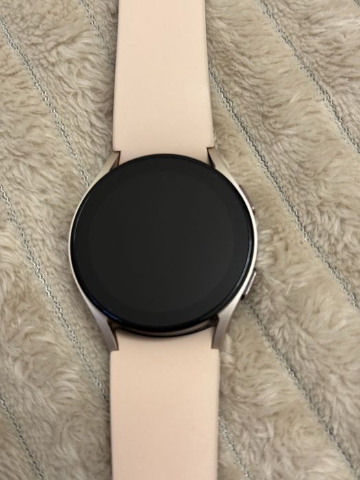 Смарт-годинник Samsung galaxy watch5 40mm в ідеальному стані