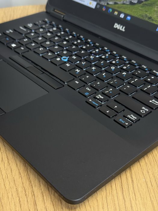 Топ ціна! Dell Latitude 7470 / 14” Full HD IPS / Core i5-6300U / 8GB / SSD 120GB